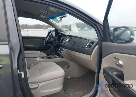 2016 Kia Sedona Lx z USA, uszkodzony, nr VIN KNDMB5C11G6085273